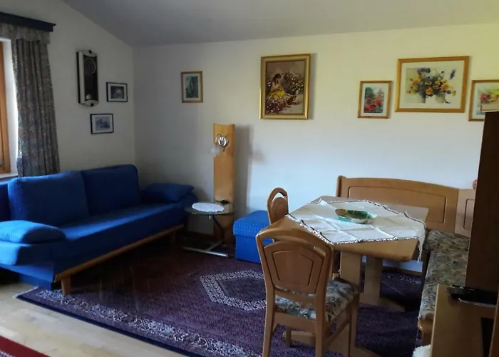 Haus Hauser 254 *
